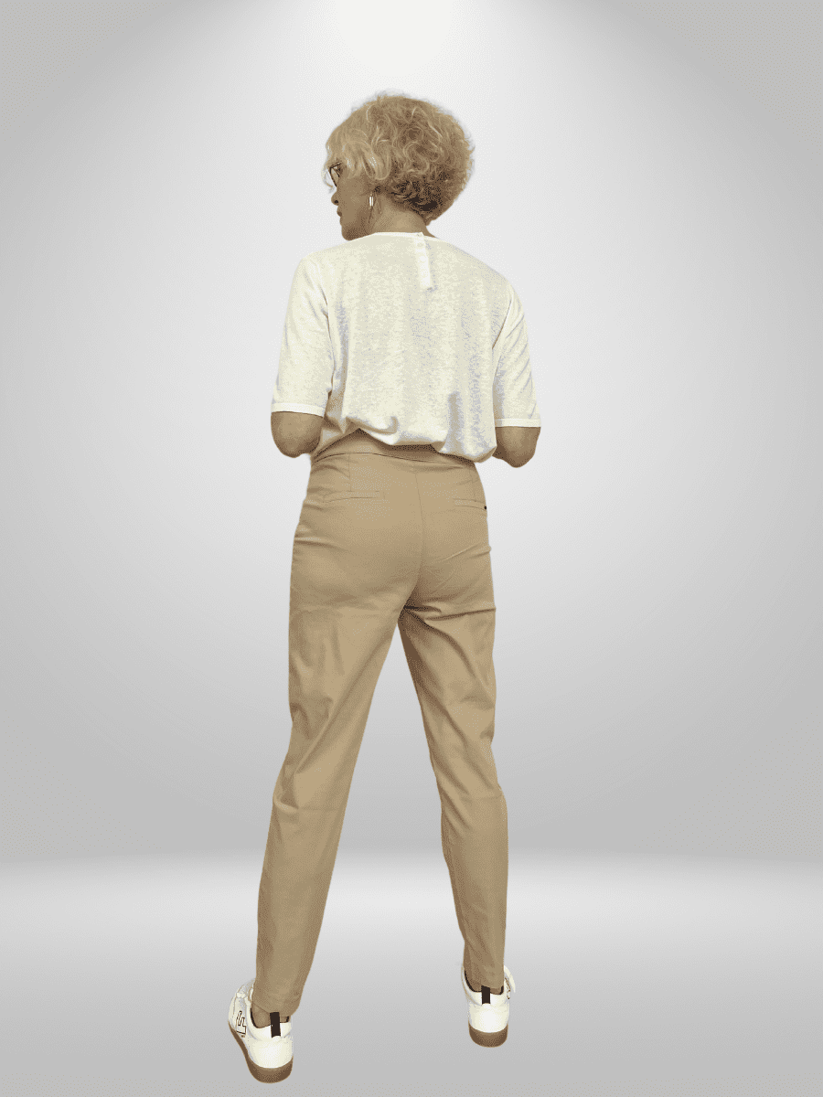 Introducing Munna Pants - the perfect combination of comfort and style. Made with lightweight and stretchy fabric, these pants provide a comfortable fit and breathability for all-day wear. Say goodbye to discomfort and hello to effortless style with Munna Pants.