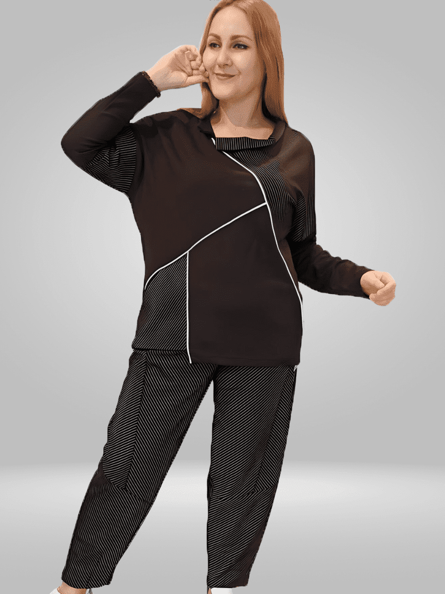 Introducing the Bisa Blouse, a must-have addition to your wardrobe. Made from 100% viscon, this blouse is both comfortable and chic. Its lightweight and breathable fabric is perfect for any occasion, while its tailored design ensures a timeless and flattering fit. Shop now and elevate your style game with the Bisa Blouse.