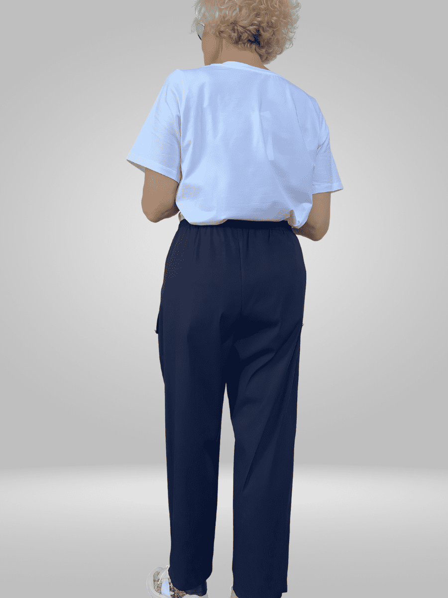 Stay stylish and comfortable all day long with Pienna Plus Size Blouse. Made with lightweight fabric, this blouse offers a comfortable fit and breathability. Perfect for long days, this blouse is a must-have for any wardrobe. Shop now!