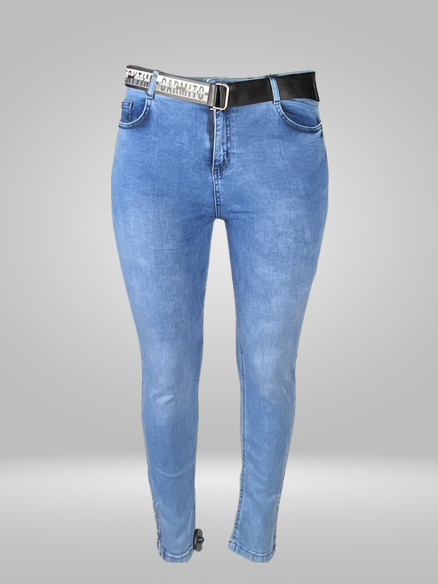 Upgrade your denim game with our Carmito Skinny Jeans. Crafted from a blend of 98% cotton and 2% elastane, these jeans provide the ideal combination of flexibility and strength. Embrace both comfort and fashion with these must-have jeans, designed to make a statement and elevate your style. Shop now and experience the perfect fit for a standout look.