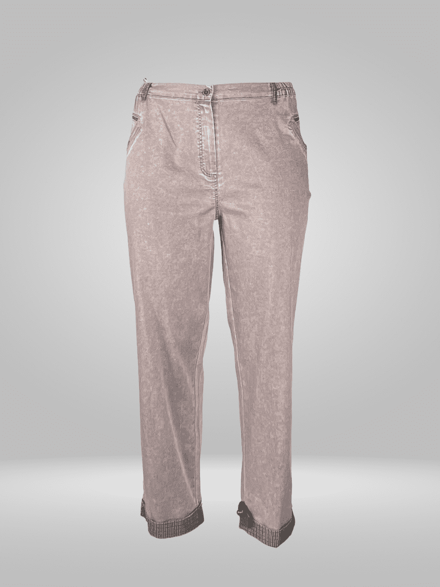 Elevate your fashion game with Duran Plus Size Jeans, crafted from a blend of 65% cotton, 32% polyester, and 3% icy for ultimate comfort and style. These trendy jeans are perfect for any occasion, featuring an innovative fabric and a unique design. Upgrade your wardrobe and make a statement with Duran Plus Size Jeans.