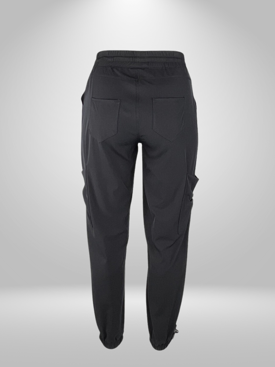 Upgrade your wardrobe with our Divas Plus Size Pants, designed for both comfort and style. These pants are a must-have for any modern woman, providing the perfect fit and confidence with every step. Made with a thin and stretchy fabric, say goodbye to uncomfortable and ill-fitting pants and hello to a new level of fashion.