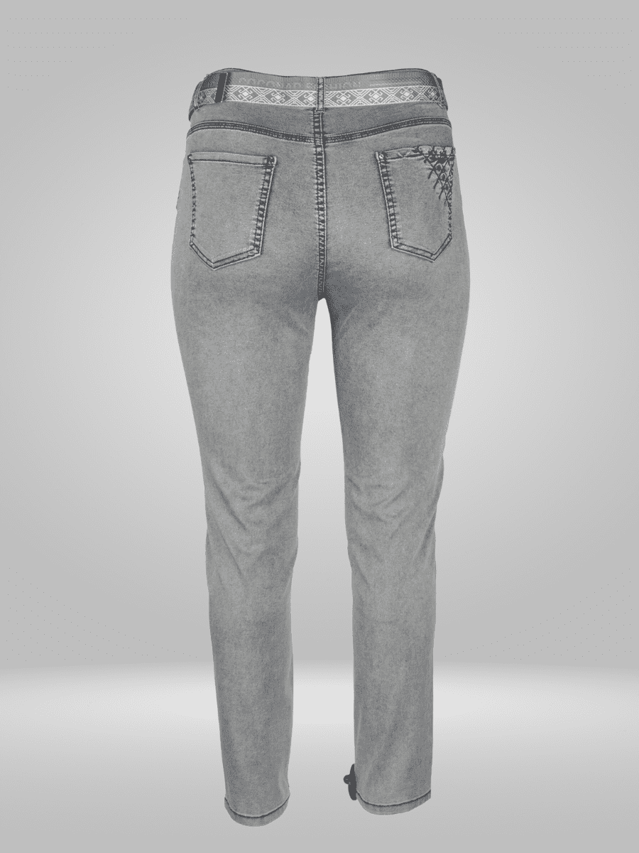 Elevate your wardrobe with Lady Coconad Jeans, crafted from 97% cotton and 3% elastane for the ultimate combination of comfort and fashion. These jeans are a must-have for any fashion-forward woman, offering the perfect fit and style. Make a bold statement and exude confidence with Lady Coconad Jeans.