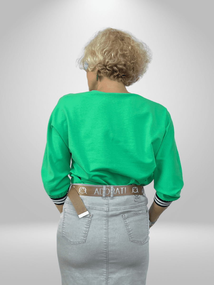 Upgrade your wardrobe with the Pienna Blouse (size 14-18), designed for a perfect fit that accentuates your figure. Made with a stretchy and comfortable fabric, this blouse is ideal for all-day wear. Its tailored design adds a touch of sophistication to any outfit. Shop now and elevate your style game!