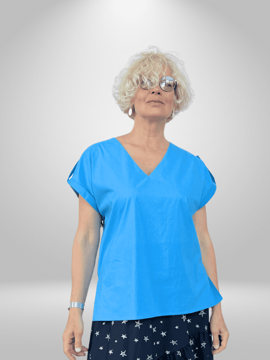 Upgrade your wardrobe with the Pienna Blouse (size 14-18), designed for a perfect fit that accentuates your figure. Made with a stretchy and comfortable fabric, this blouse is ideal for all-day wear. Its tailored design adds a touch of sophistication to any outfit. Shop now and elevate your style game!