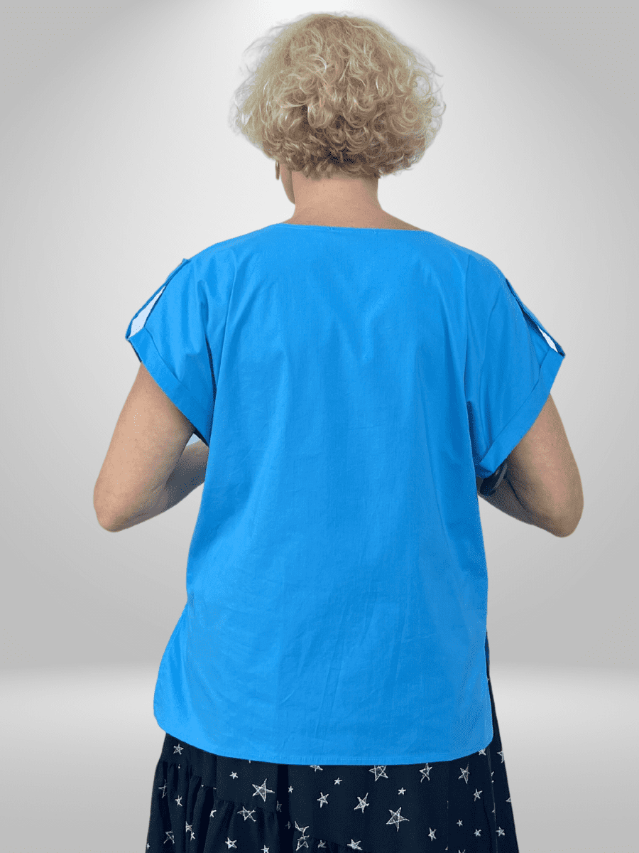 Upgrade your wardrobe with the Pienna Blouse (size 14-18), designed for a perfect fit that accentuates your figure. Made with a stretchy and comfortable fabric, this blouse is ideal for all-day wear. Its tailored design adds a touch of sophistication to any outfit. Shop now and elevate your style game!