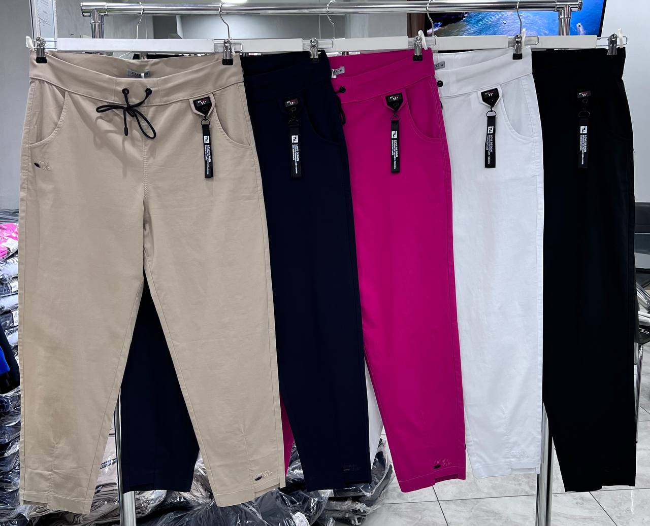 Introducing Munna Pants - the perfect combination of comfort and style. Made with lightweight and stretchy fabric, these pants provide a comfortable fit and breathability for all-day wear. Say goodbye to discomfort and hello to effortless style with Munna Pants.