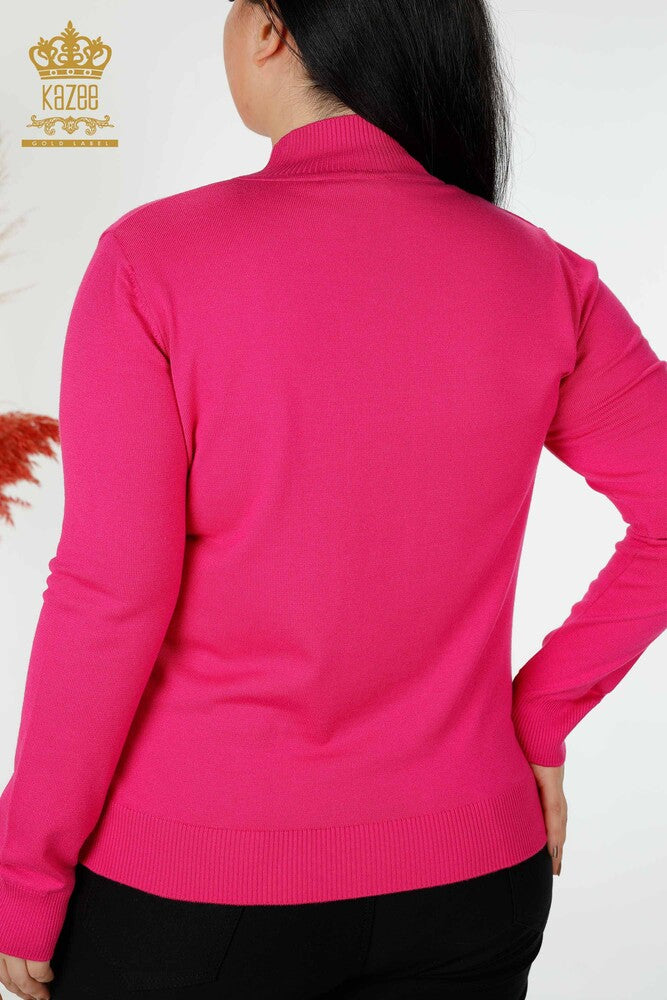 Stay cozy and stylish with Kazee's Women's Knitwear Sweater in a beautiful plum color. Made with 92% viscose and 8% elite materials, this high collar sweater is both comfortable and chic. Perfect for any occasion, this sweater is a must-have for your wardrobe. Model is 174cm tall and has a bust of 108cm, hips of 116cm, and waist of 87cm. Add this versatile and fashionable sweater to your collection today!