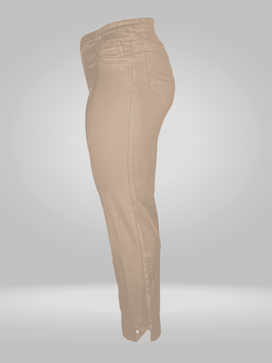 Elevate your fashion game with our Duran Pants, crafted from a blend of 65% cotton, 32% polyester, and 3% icy for ultimate comfort and style. These pants are perfect for any occasion, featuring a trendy design and innovative fabric. Upgrade your wardrobe and make a statement with the Duran Pants.