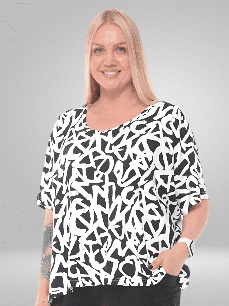 Flattering plus 2025 size tops