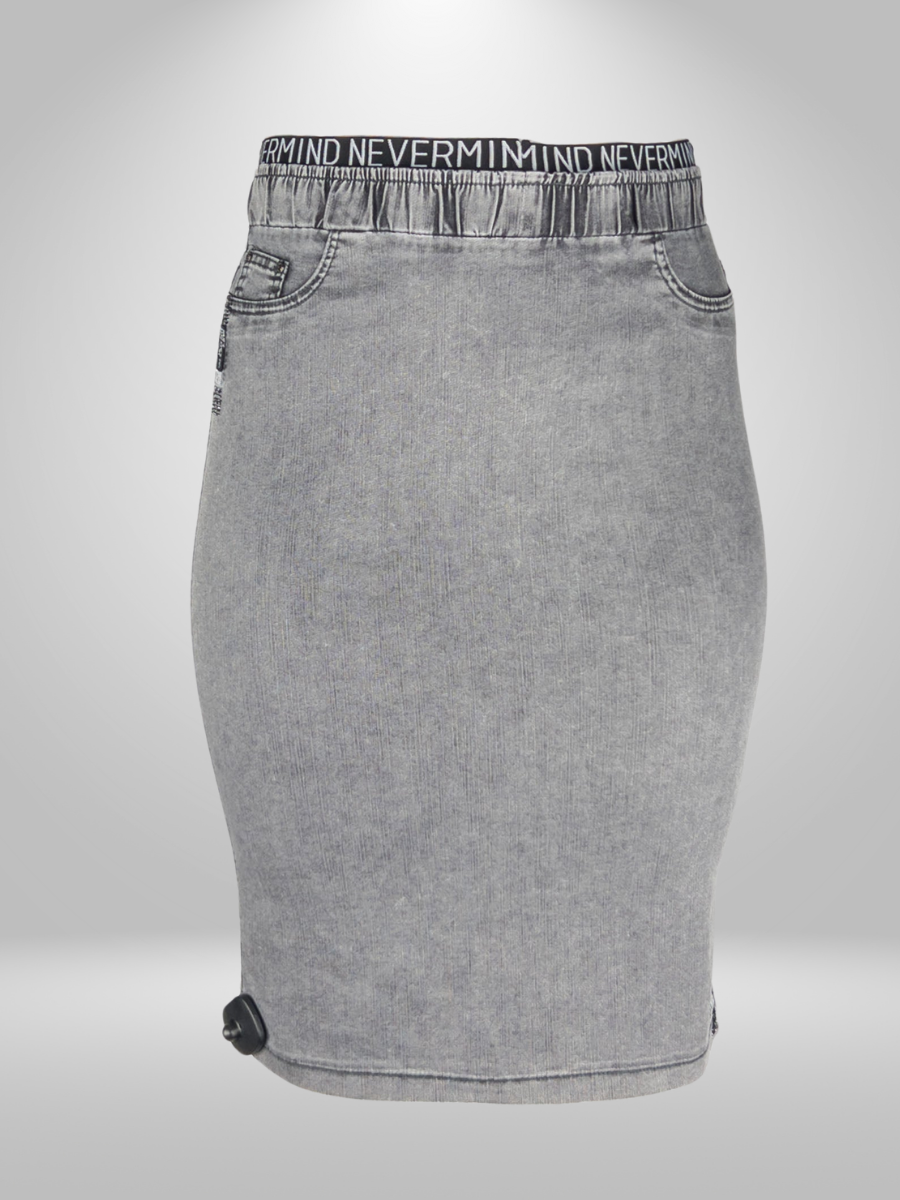 Upgrade your wardrobe with the Mosento Skirt - a stylish and comfortable denim skirt perfect for any occasion. Made with high-quality materials, this skirt offers durability and effortless fashion. Say goodbye to uncomfortable clothing and hello to the ultimate comfort and style combination. Available in sizes 12-18.